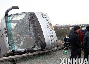 无锡车祸爆料最新情况查询,多车相撞事故致多人伤亡，救援及调查正在进行中